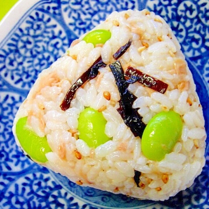 ツナと枝豆塩昆布のおにぎり レシピ 作り方 By Mint74 楽天レシピ